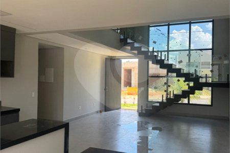 Casa à venda ou para alugar com 4 quartos, sendo 3 suítes, no condomínio Residencial Milano, Indaiatuba - SP