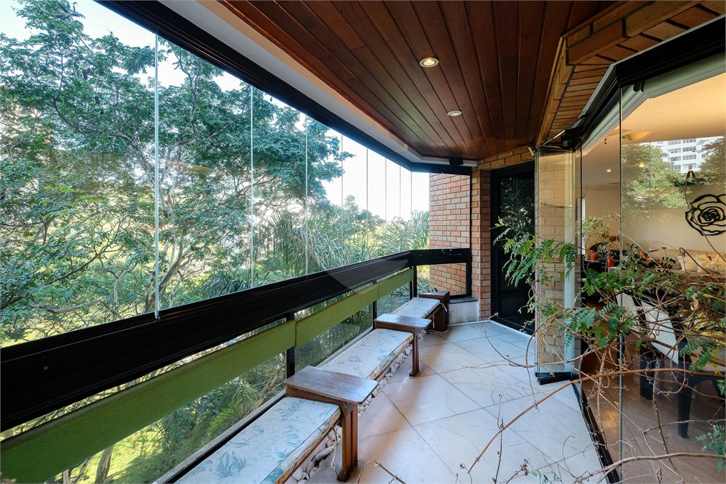 Apartamento à venda com 3 quartos, sendo 2 suítes, em Sumarezinho, São Paulo, SP