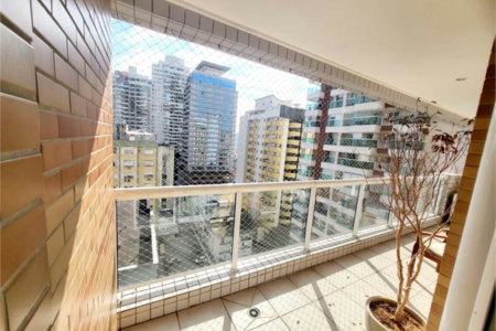 Apartamento Residencial à venda, Gonzaga, Santos - AP1004.