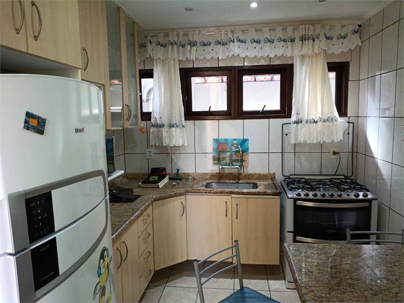 Casa à venda com 4 quartos, sendo 2 suítes,  em Vila Rei, Mogi das Cruzes, SP