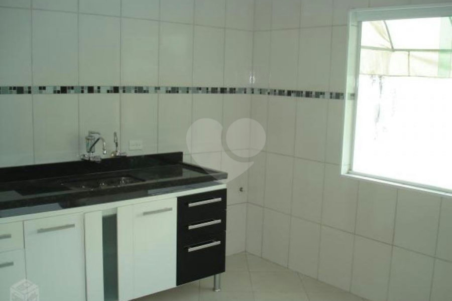 Casa à venda com 2 quartos no condomínio Travessa Roberto Rocha Mendes,65, São Paulo - SP
