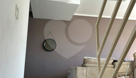 Casa à venda com 3 quartos, sendo 1 suíte,  no condomínio Village St. Louis, São Paulo - SP