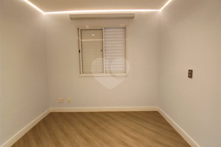 Apartamento à venda com 3 suítes em Santa Teresinha, São Paulo, SP