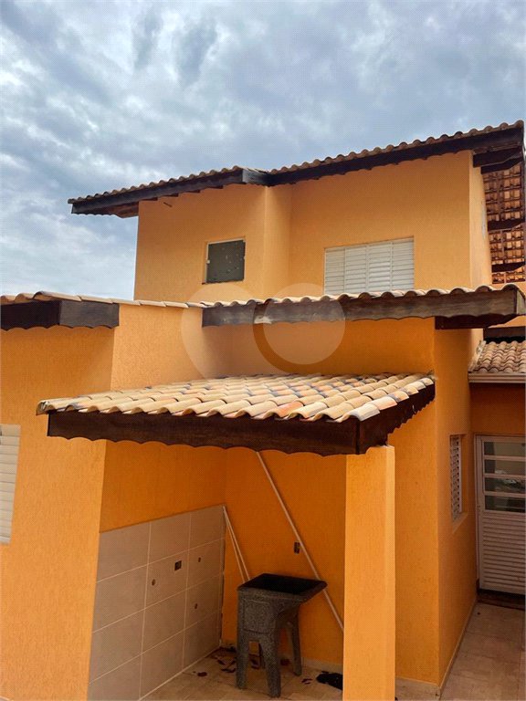 Casa à venda com 3 quartos, sendo 1 suíte, no condomínio Mirante da Mantiqueira, Mairiporã - SP