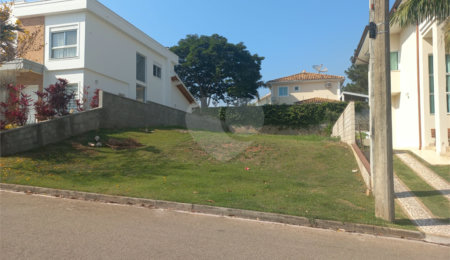 Terreno à venda em Via Castelli, Louveira, SP