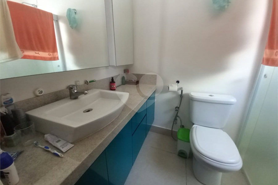 Sobrado à venda com 4 quartos, sendo 2 suítes, em Tremembé, São Paulo, SP