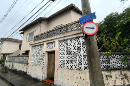 Sobrado à venda com 5 quartos, sendo 1 suíte, em Jardim Trussardi, São Paulo, SP