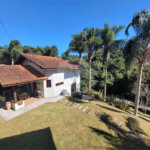 Casa à venda com 3 quartos, sendo 1 suíte, no condomínio Alpes da Cantareira, Mairiporã - SP