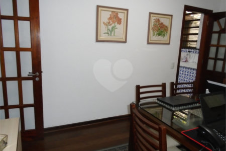 Casa Térrea à venda com 3 quartos, sendo 1 suíte,  em Alto da Boa Vista, São Paulo, SP