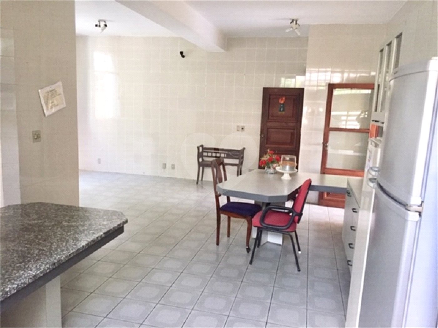 Sobrado à venda com 5 quartos, sendo 2 suítes,  em Tremembé, São Paulo, SP