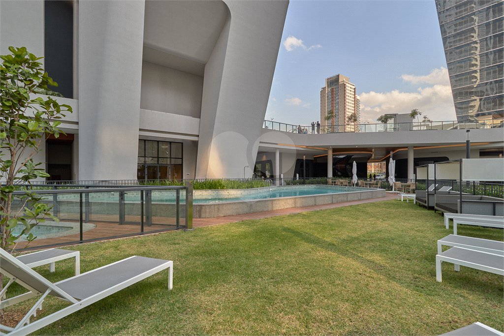 Apartamento à venda com 4 suítes em Chácara Santo Antônio, São Paulo, SP