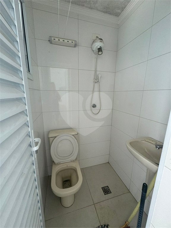 Sobrado à venda com 3 quartos, sendo 1 suíte, em Vila Nivi, São Paulo, SP