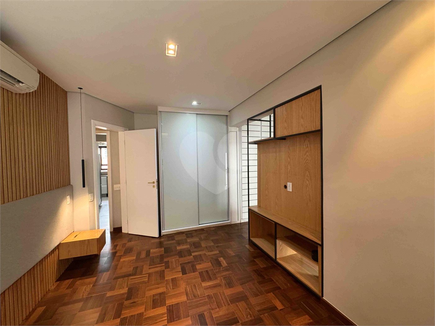 Apartamento à venda com 3 quartos, sendo 1 suíte, em Perdizes, São Paulo, SP