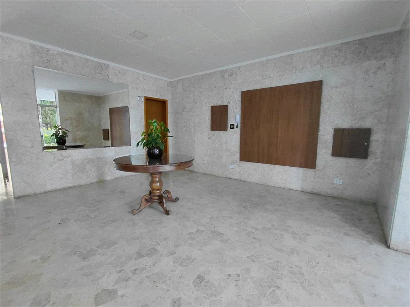 Apartamento à venda com 2 quartos, sendo 1 suíte,  em Água Branca, São Paulo, SP
