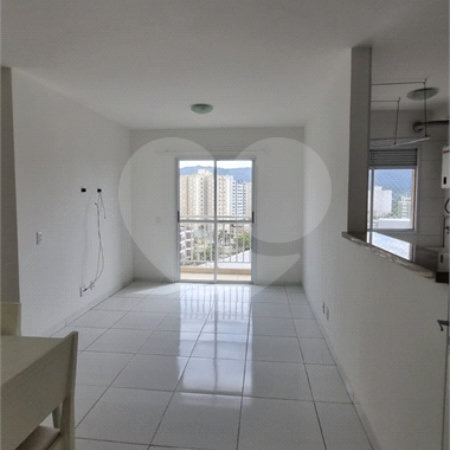 Apartamento para alugar com 2 quartos, sendo 1 suíte,  em Vila Mogilar, Mogi das Cruzes, SP
