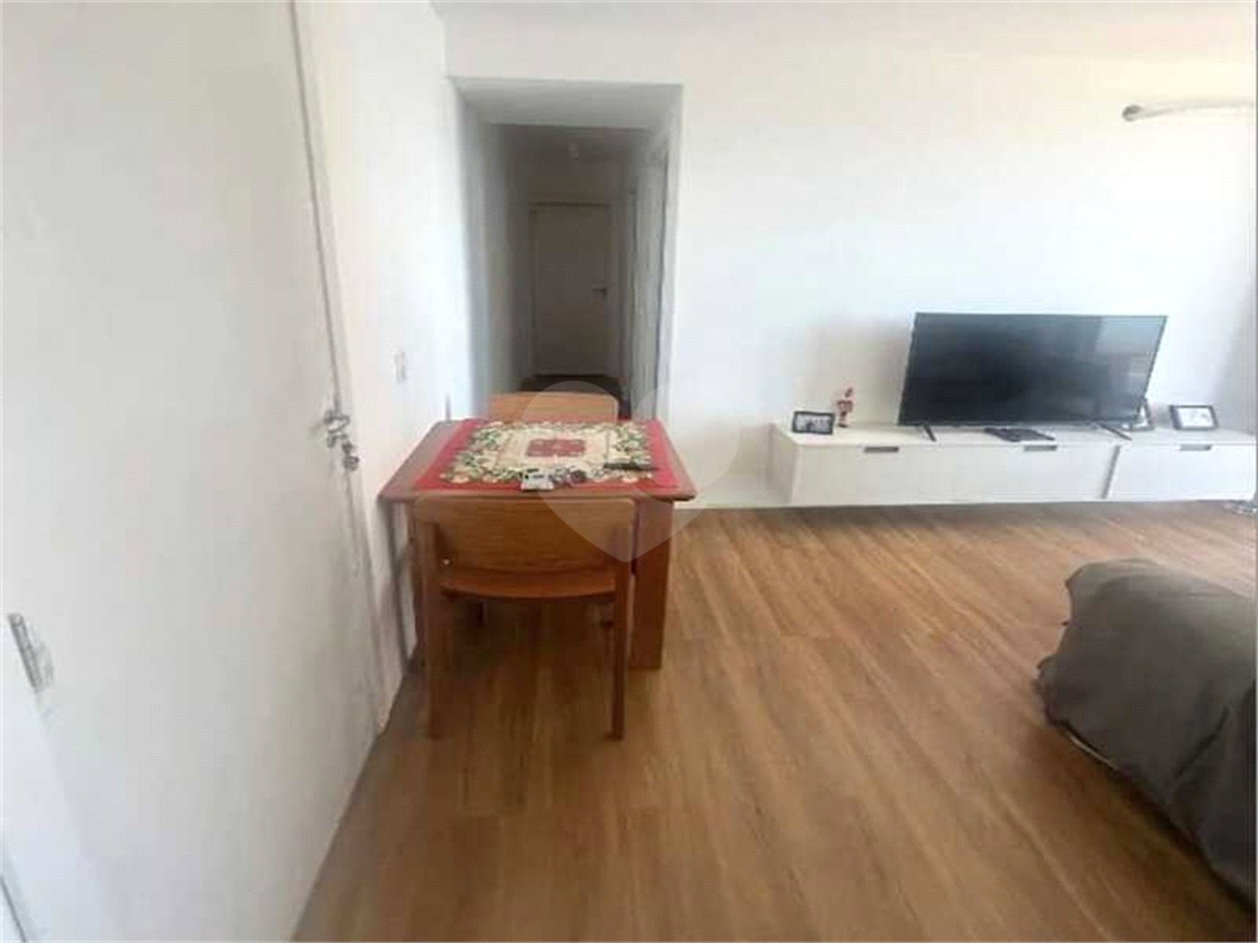 Apartamento à venda com 2 quartos, sendo 1 suíte,  em Santo Cristo, Rio de Janeiro, RJ