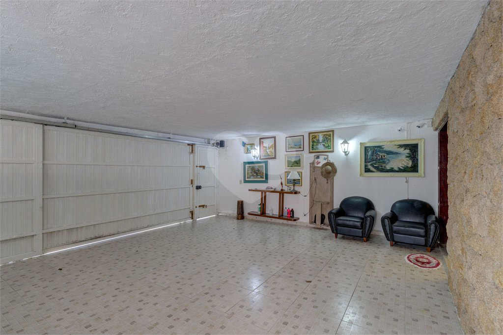 Casa Térrea à venda com 4 quartos, sendo 3 suítes, em Interlagos, São Paulo, SP