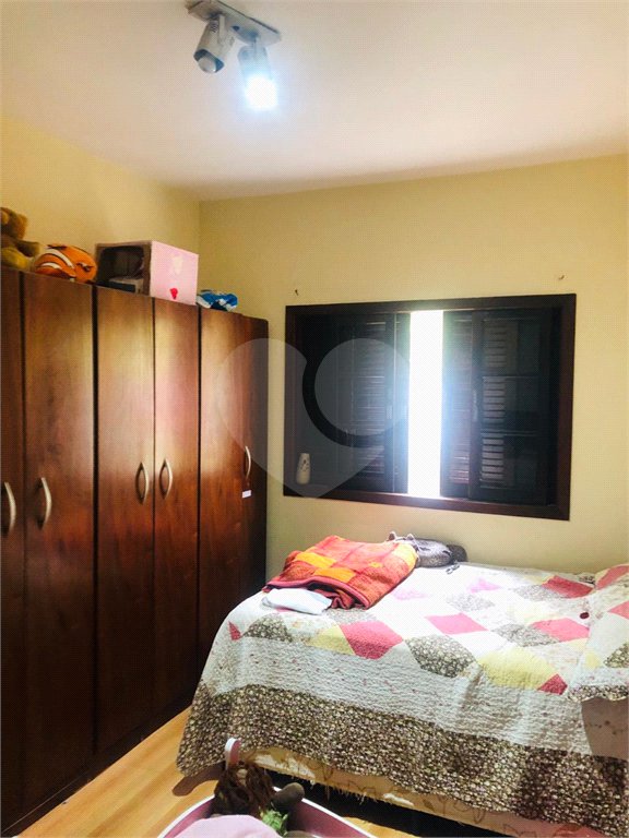 Casa à venda com 3 quartos, sendo 1 suíte, em Horto, São Paulo, SP