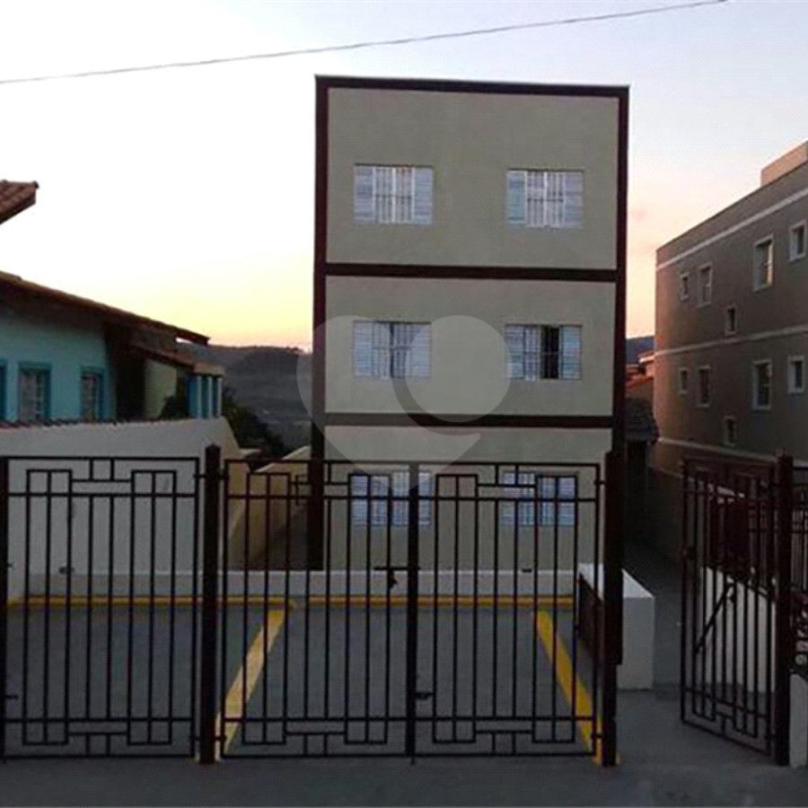 Apartamento a venda em Atibaia com 2 dormitórios.