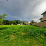 Lindo terreno de 450m², localizado no Condomínio Vilaggio Caprirccio