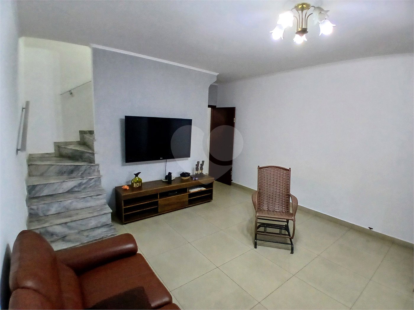 Sobrado à venda com 3 quartos, sendo 1 suíte,  em Tremembé, São Paulo, SP