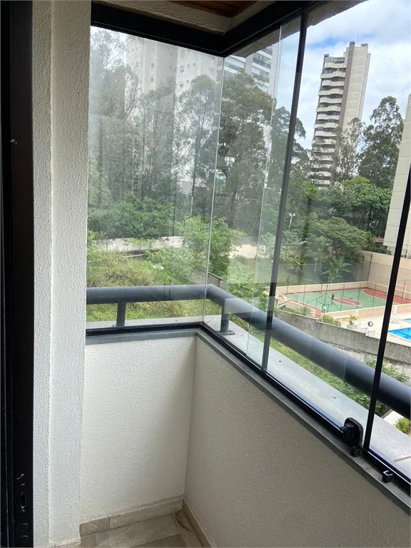Apartamento à venda com 3 suítes em Vila Andrade, São Paulo, SP