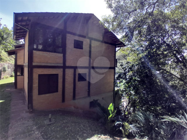 Casa à venda com 3 suítes no condomínio Alpes da Cantareira, Mairiporã - SP