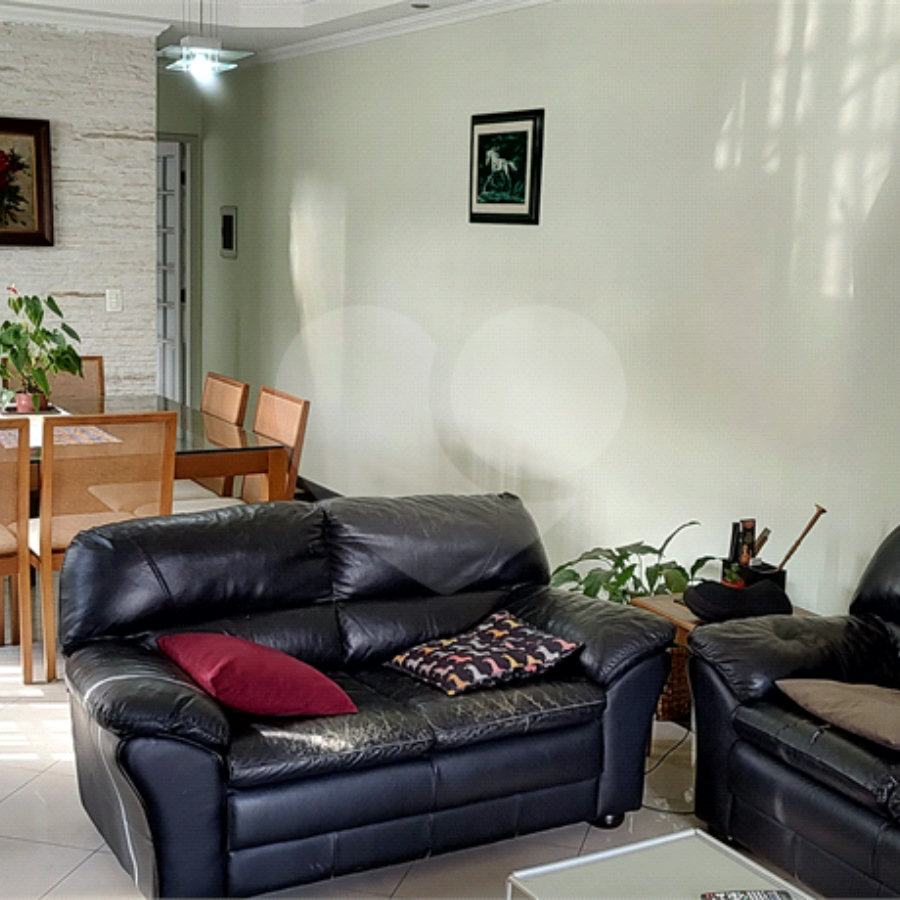 Casa à venda com 3 suítes em Vila Ipojuca, São Paulo, SP