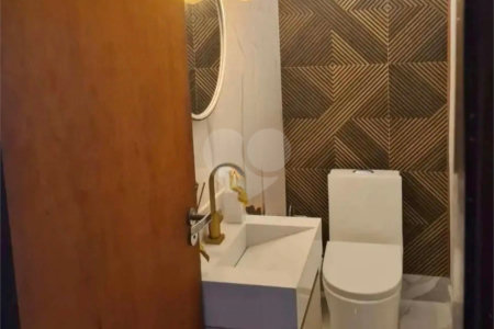 Casa à venda com 2 quartos no condomínio Karolyne, Votorantim - SP