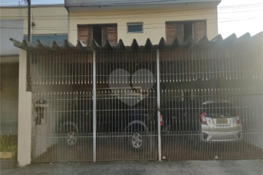 Casa Térrea à venda com 3 quartos em Jardim São José, Guarulhos, SP