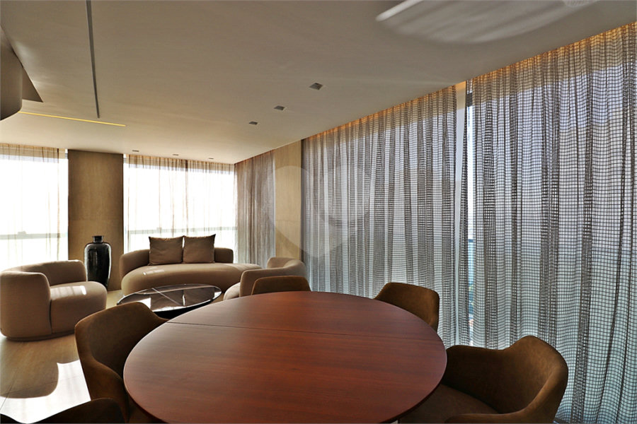 Apartamento à venda com 4 suítes em Santana, São Paulo, SP