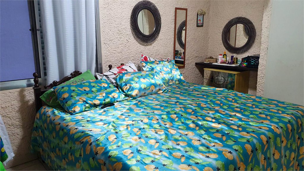 Apartamento à venda com 2 quartos em Guilhermina, Praia Grande, SP