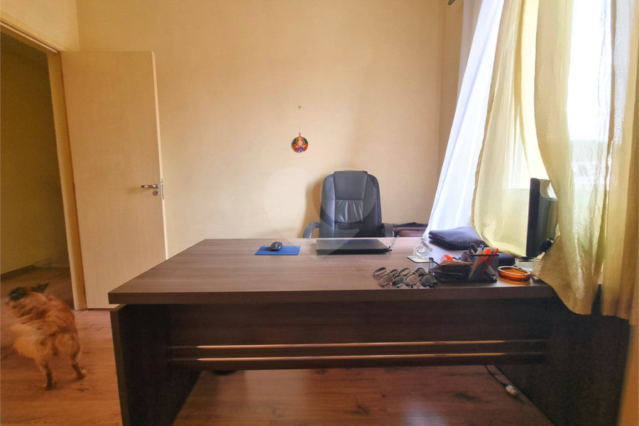 Casa à venda com 3 quartos, sendo 1 suíte, no condomínio Village St. Louis, São Paulo - SP
