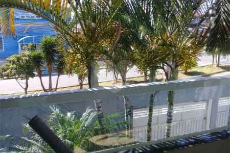 Sobrado à venda com 2 quartos, sendo 1 suíte, em Cidade Boa Vista, Suzano, SP