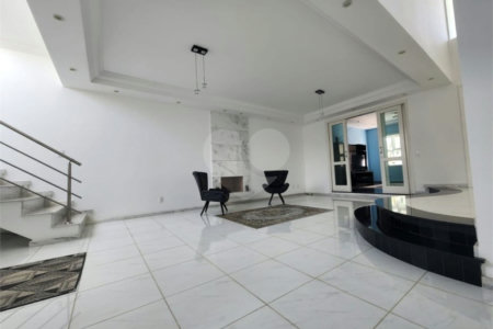 Casa à venda com 3 suítes no condomínio Villagio Di Verona, Vinhedo - SP
