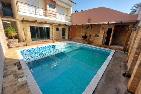 Casa à venda com 3 quartos, sendo 1 suíte, no condomínio Village Saint Clair, Sorocaba - SP