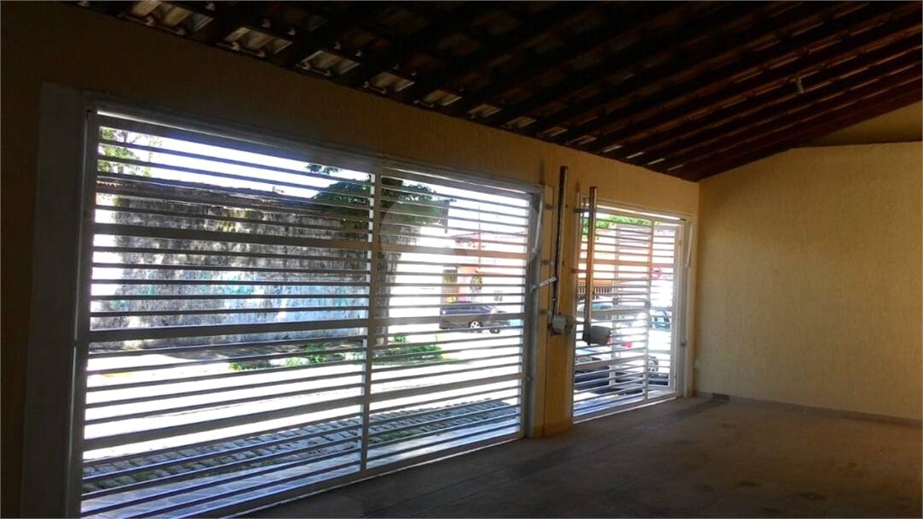 Casa à venda com 3 quartos, sendo 1 suíte, em Vila São Francisco, Suzano, SP