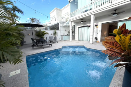 Casa à venda com 3 suítes no condomínio Palm Hill North, São Paulo - SP