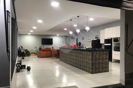 Casa à venda com 6 quartos, sendo 4 suítes,  no condomínio Acmti - Colinas do Mosteiro, Terras de Itaici e Recanto dos Pássaros, Indaiatuba - SP