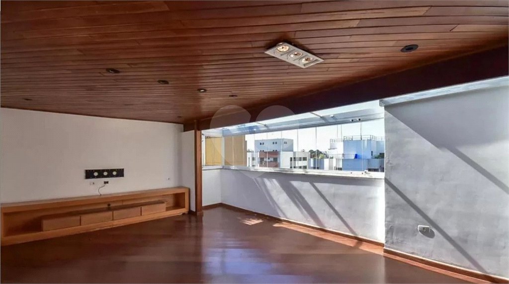 Cobertura à venda com 3 quartos, sendo 2 suítes,  em Paraíso do Morumbi, São Paulo, SP