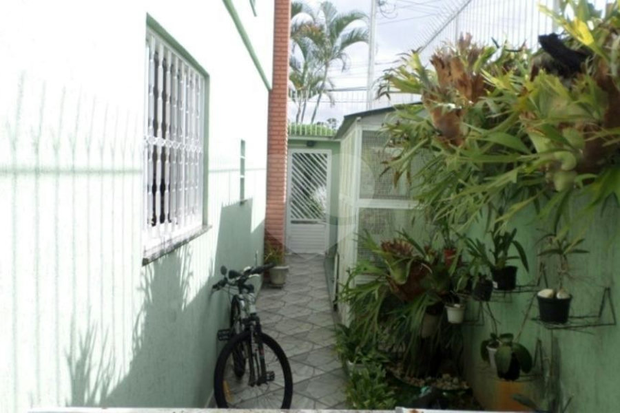 Casa à venda com 5 quartos, sendo 3 suítes,  em Parque Edu Chaves, São Paulo, SP