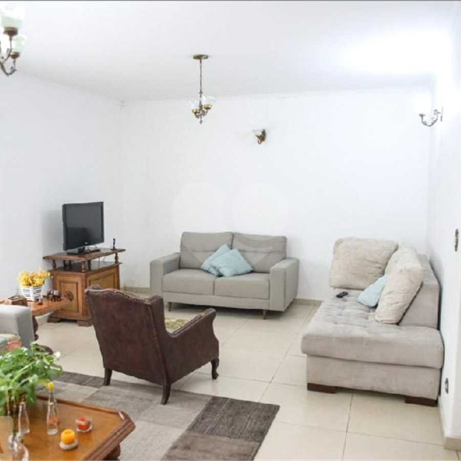 Casa à venda com 3 quartos em Rudge Ramos, São Bernardo do Campo, SP