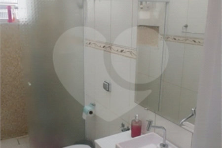 Apartamento à venda com 2 quartos em Maracanã, Praia Grande, SP