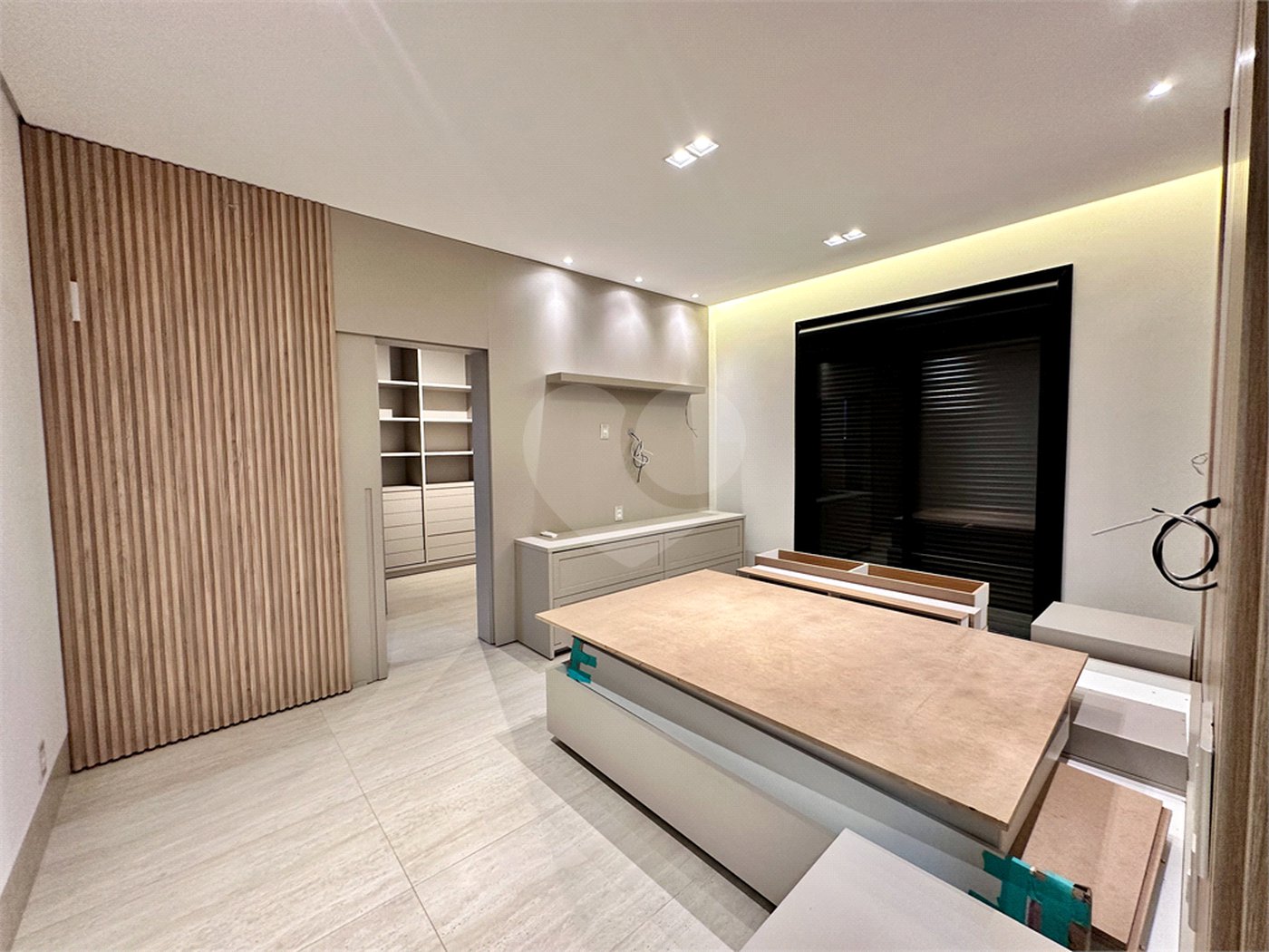Casa à venda com 3 suítes no condomínio Residencial Florais Itália, Cuiabá - MT