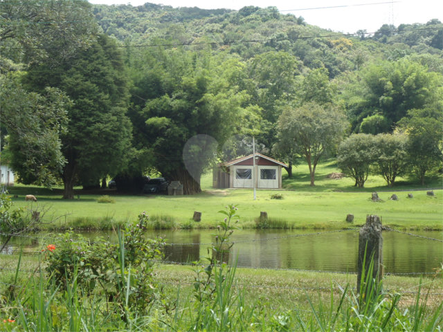 Casa à venda ou para alugar no condomínio Cinco Lagos, Mairiporã - SP