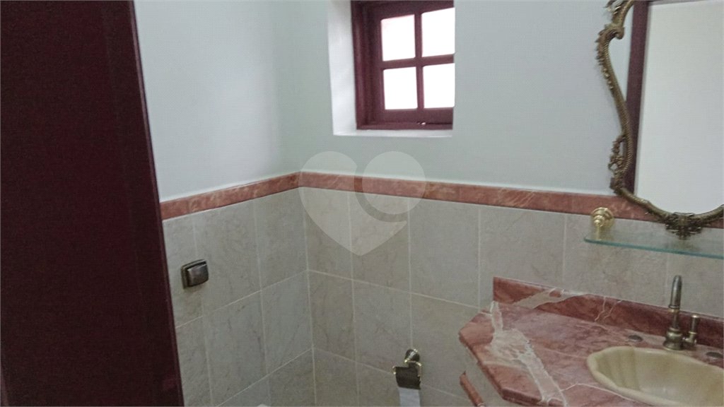 Sobrado à venda com 4 quartos, sendo 3 suítes,  em Horto Florestal, São Paulo, SP