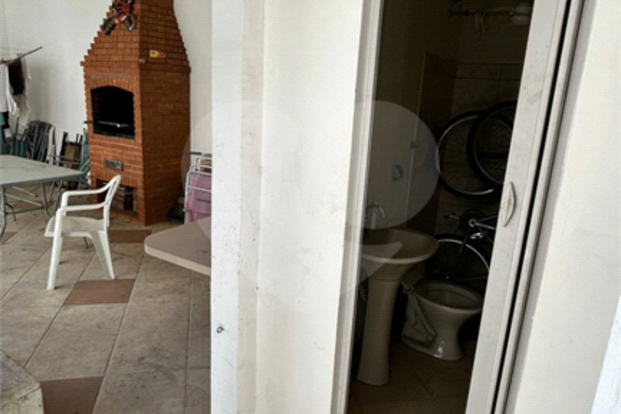Sobrado à venda com 6 quartos, sendo 1 suíte, em Vila Madalena, São Paulo, SP