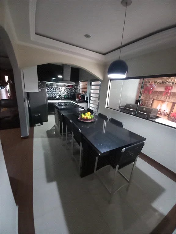 Sobrado à venda com 5 suítes em Conjunto Residencial Butantã, São Paulo, SP