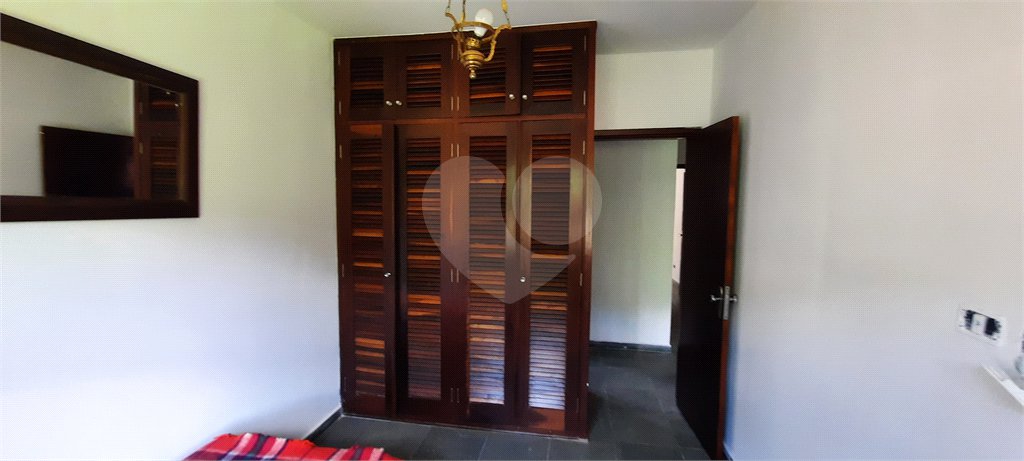 Casa à venda ou para alugar com 4 quartos, sendo 2 suítes, em Mantiqueira, Mairiporã, SP