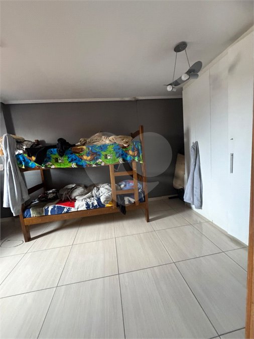 Casa à venda com 5 quartos em Vila Granada, São Paulo, SP